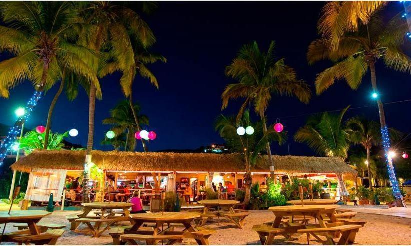 Bolongo Bay Beach Resort Екстериор снимка